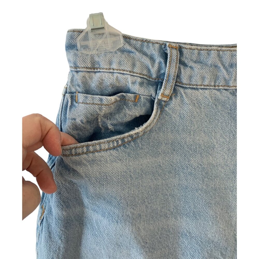 ZARA Light Wash Blue Distressed High-Rise Straight Leg Mom Jeans Size 8 - Picture 4 of 7